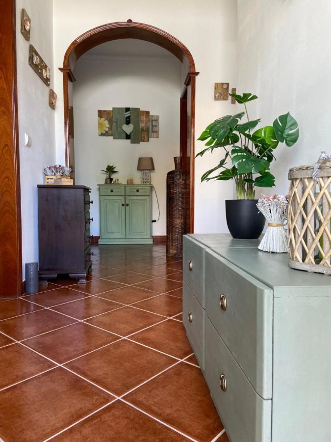 Casa Do Canto - Uma Casa No Campo, Perto Da Praia. Holiday home Obidos