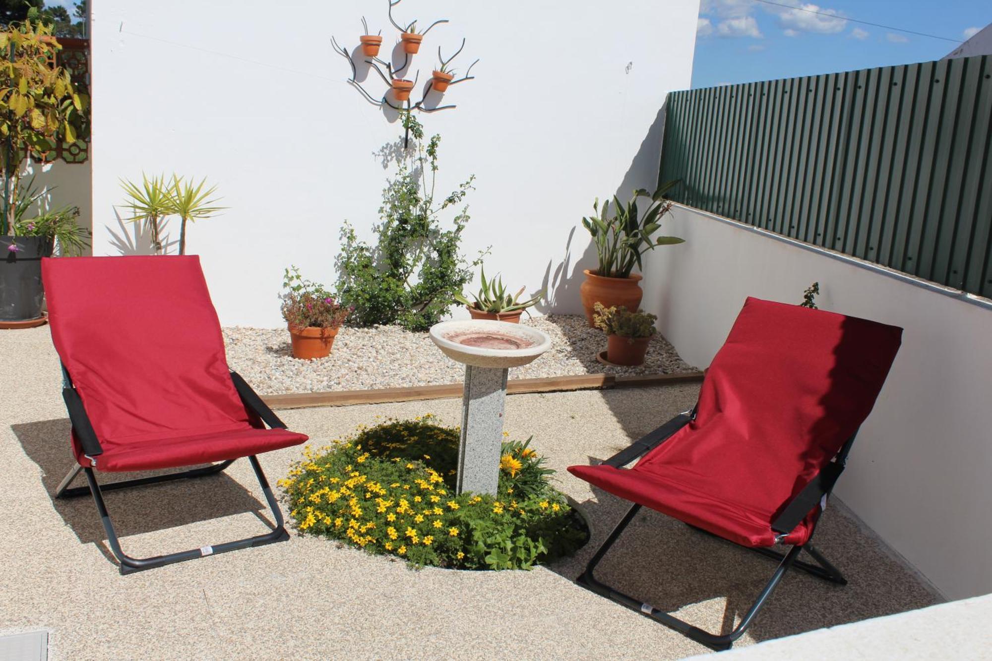 Casa Do Canto - Uma Casa No Campo, Perto Da Praia. Holiday home